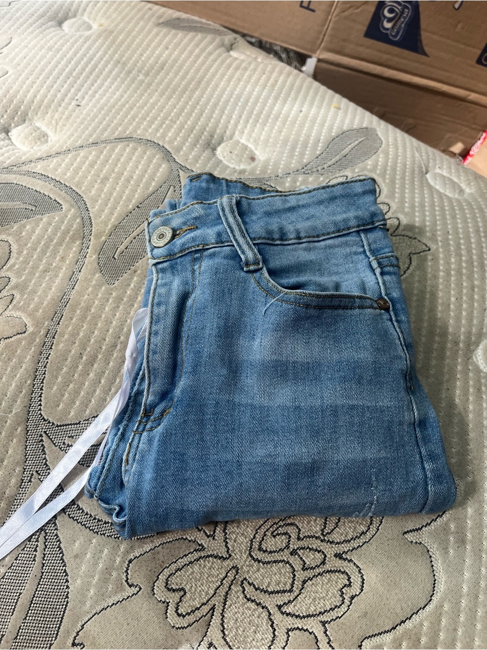 Light Blue Women's High-Waist Jeans